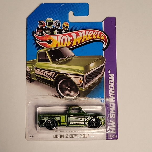 Hot Wheels HW Showroom Custom '69 Chevy Pickup 161 / 250 Sealed New 2013 - Picture 1 of 3